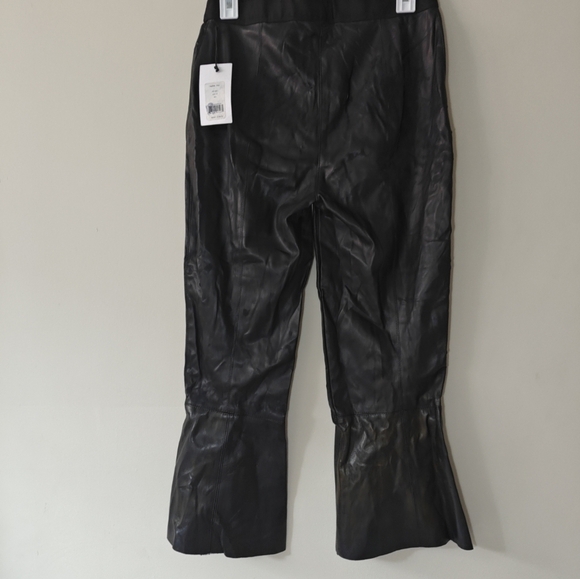 Bailey 44 Medium Black Faux Leather Metallic Crop Flare Hem Lupine Capri Pants - Picture 10 of 14
